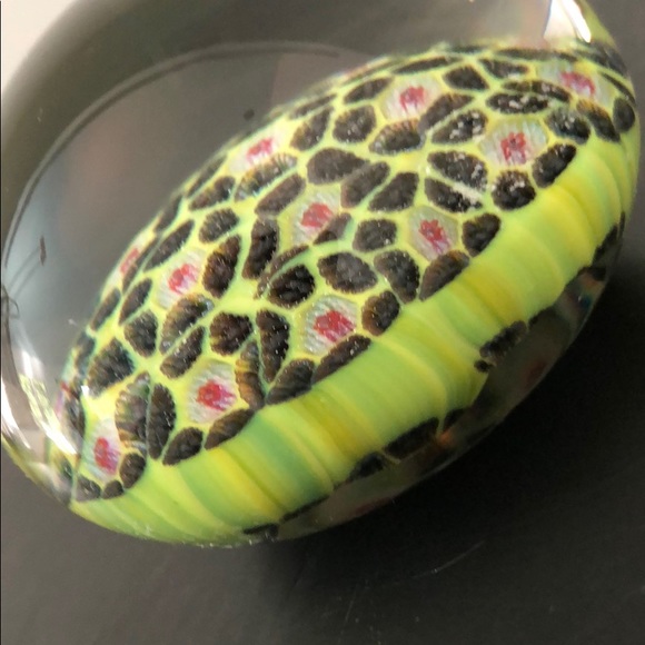 HAND BLOWN PAPERWEIGHT LIME GREEN BLACK,RASPBERRY - Picture 3 of 8